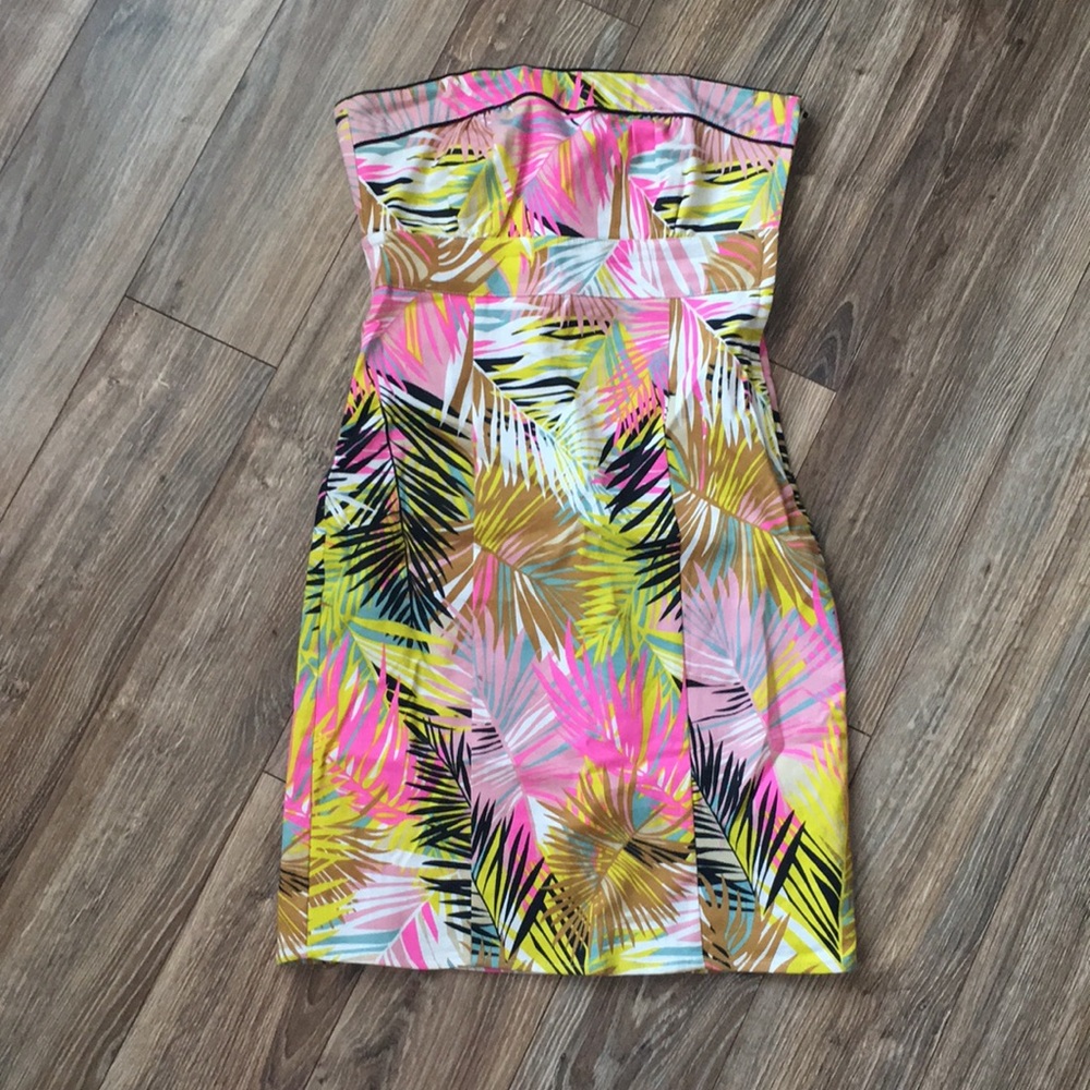 Strapless dress